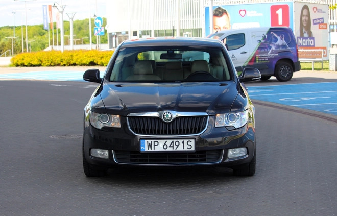 Skoda Superb cena 24900 przebieg: 299540, rok produkcji 2008 z Płock małe 667